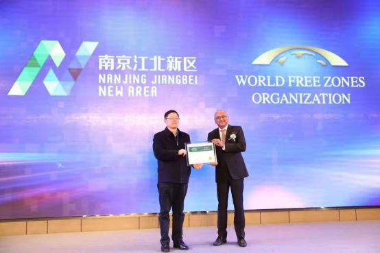 自贸区旁，双地铁、虹悦城地标商综在侧！高阶改善雅尊府正在热销！