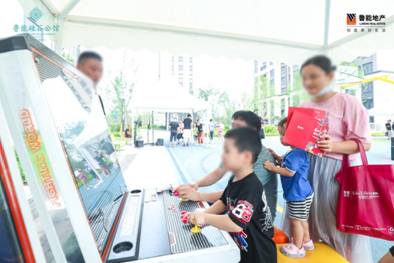 千人挤爆售楼处！南京最“潮”示范区首亮相，成全城焦点