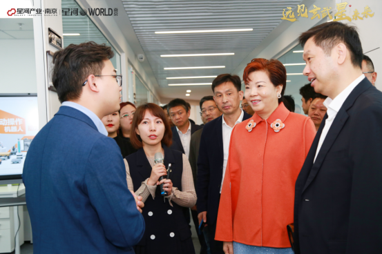 智启未来!南京星河WORLD盛大开园,智启城市新篇章!