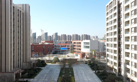 首开火爆！现房实景，蓝湖庭正在热销！