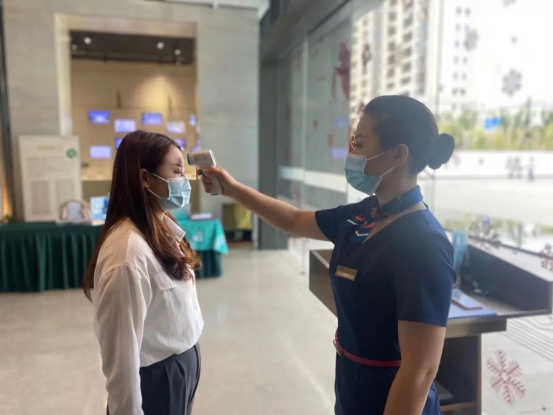 防疫防控不松懈 苏沪世茂在行动